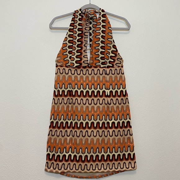 SHEIN - Plunging Halter Neck Geo Crochet Dress - Picture 5 of 6